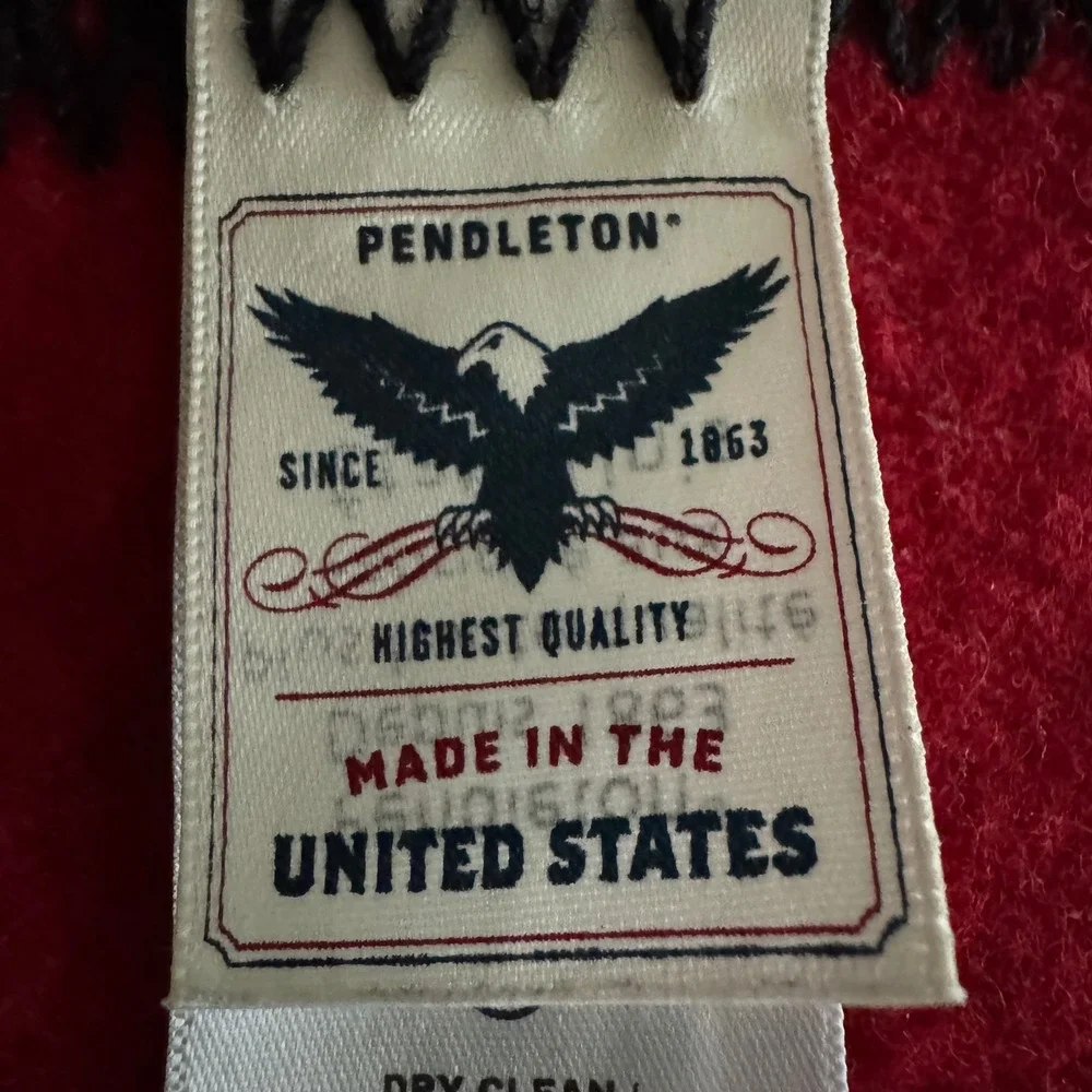 Pendleton Ikanum Blanket Confederated Tribes Grand Ronde Wool Red Black USA Made
